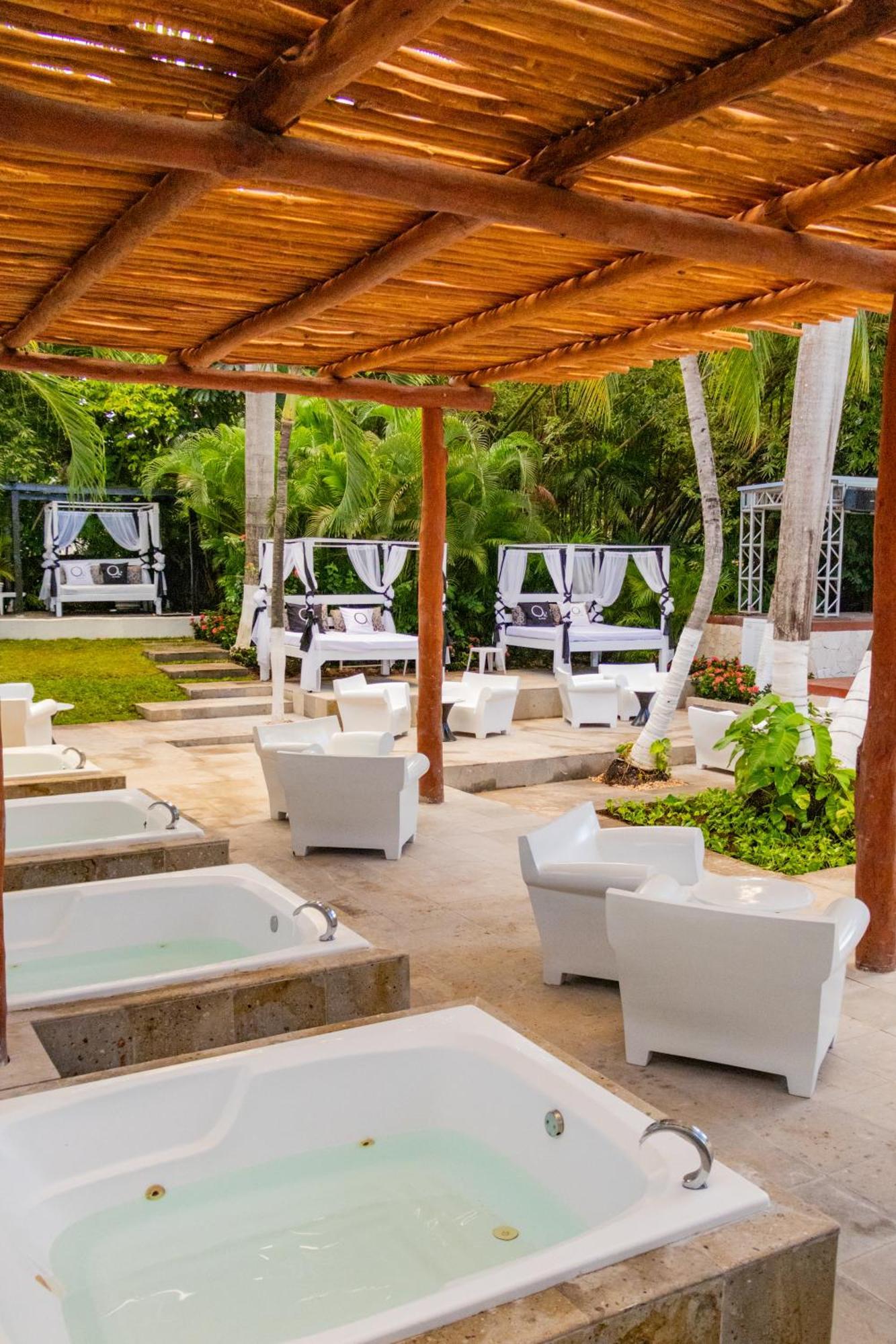 Oh! Cancun - The Urban Oasis & Beach Club (Adults Only) Hotel Exterior photo