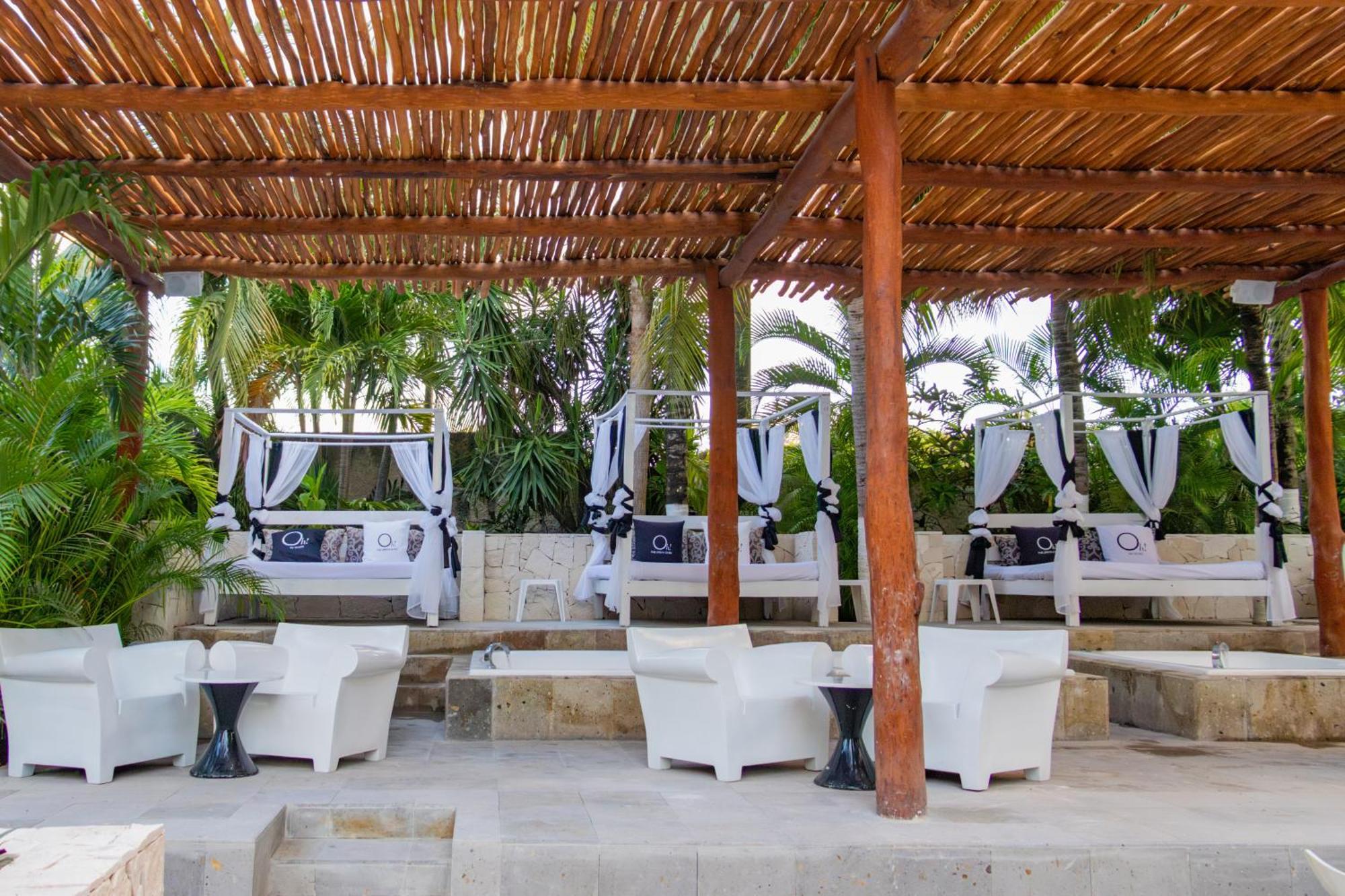 Oh! Cancun - The Urban Oasis & Beach Club (Adults Only) Hotel Exterior photo